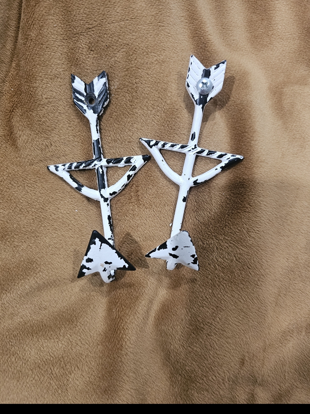 Metal Arrow Wall Hooks - Distressed White and Black